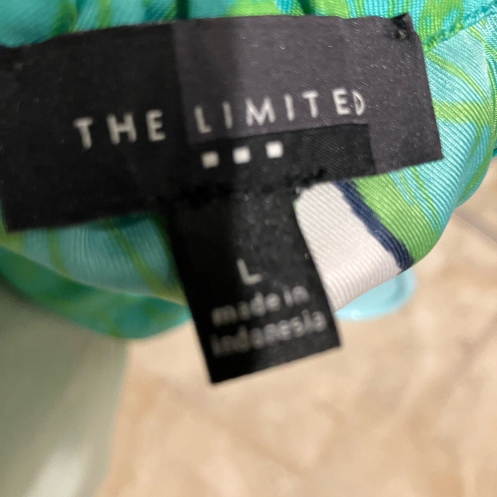 The Limited Green Floral Blouse - Picture 3 of 3